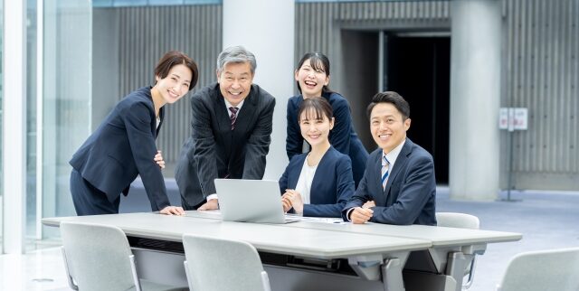定年後も働きたいシニアが増加｜60代・70代の就労意識と働く理由とは？