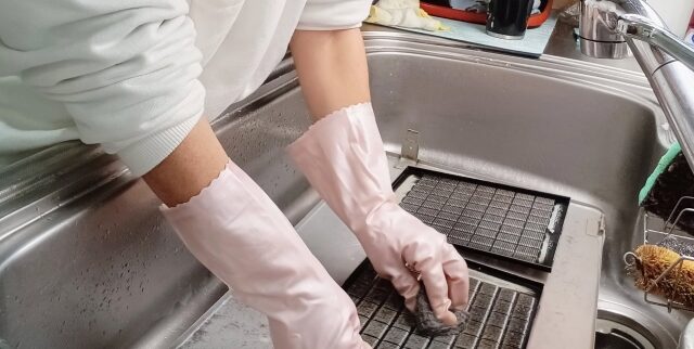 シニア世代こそ知りたい！体力を使わない大掃除の新常識＆裏ワザ